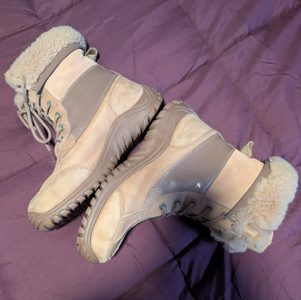 UGG Adirondack Women's 10 Brown Sheep Waterproof Boots Lace Up Mids Leather Snow - Picture 3 of 13